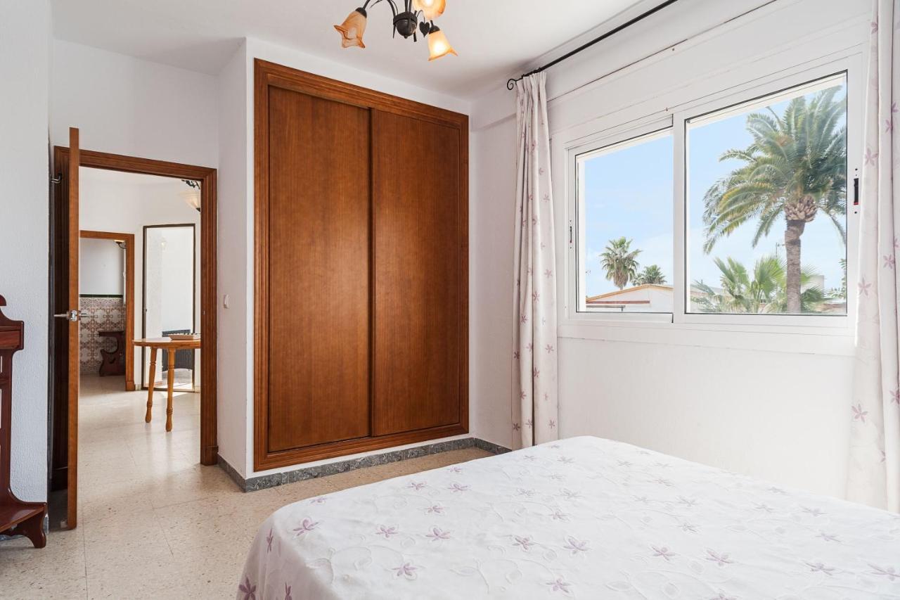 Apartamento Junto A La Playa En El Centro Conil De La Frontera Esterno foto