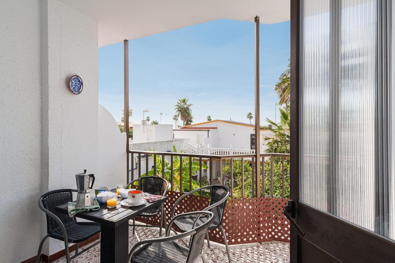 Apartamento Junto A La Playa En El Centro Conil De La Frontera Esterno foto
