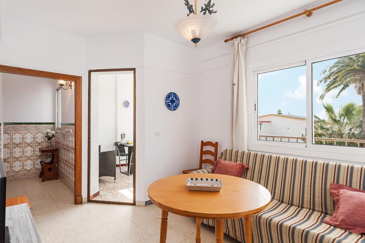 Apartamento Junto A La Playa En El Centro Conil De La Frontera Esterno foto